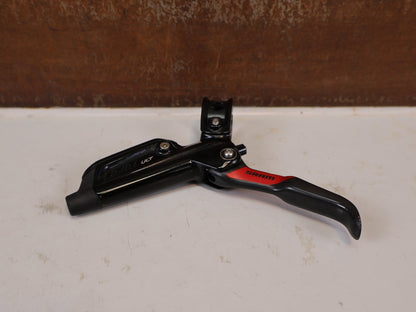 Bremse von Sram, SRAM Level Ultimate Bremsen Set Red Nino Schurter vor USEDBIKES-OB.DE Hintergrund