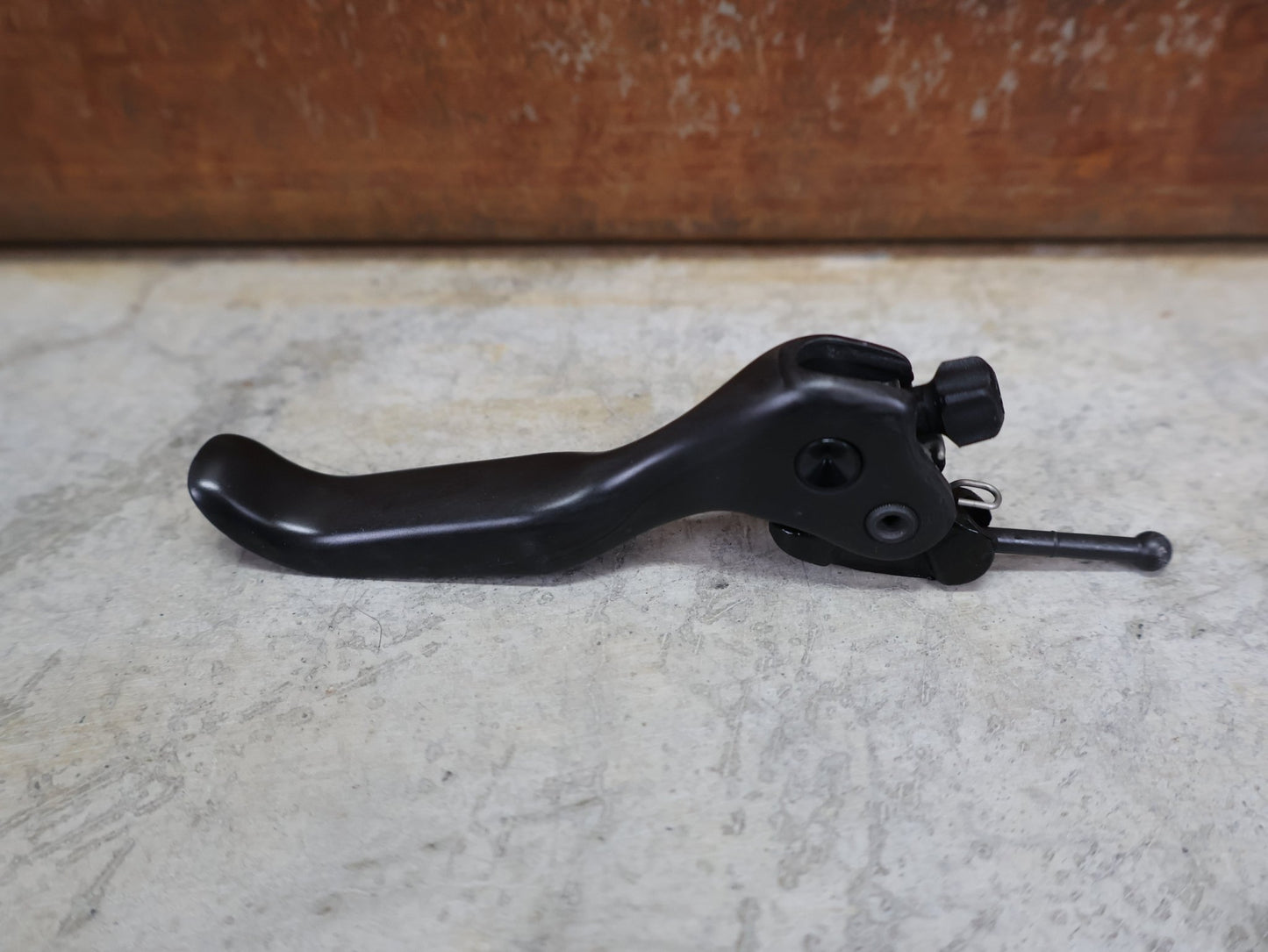 Zubehör von Sram, SRAM LEVEL ULTIMATE STEALTH ERSATZHEBEL CARBON C1 – ORIGINAL (11.5018.053.008) vor USEDBIKES - OB.DE Hintergrund