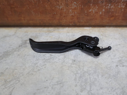 Zubehör von Sram, SRAM LEVEL ULTIMATE STEALTH ERSATZHEBEL CARBON C1 – ORIGINAL (11.5018.053.008) vor USEDBIKES - OB.DE Hintergrund