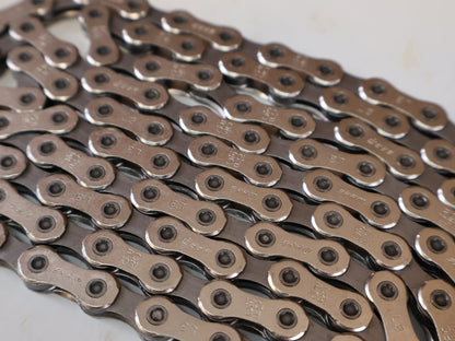 Kette von Sram, SRAM PC-1031 KETTE / 10-FACH / 114 GLIEDER / INKL. POWERLOCK / OEM vor USEDBIKES-OB.DE Hintergrund