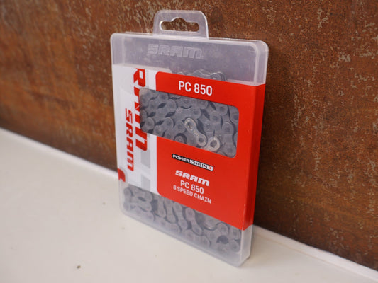 Zubehör von Sram, SRAM PC - 850 KETTE / 8 - FACH / 7 - FACH / 114 GLIEDER / INKL. POWERLINK vor USEDBIKES - OB.DE Hintergrund