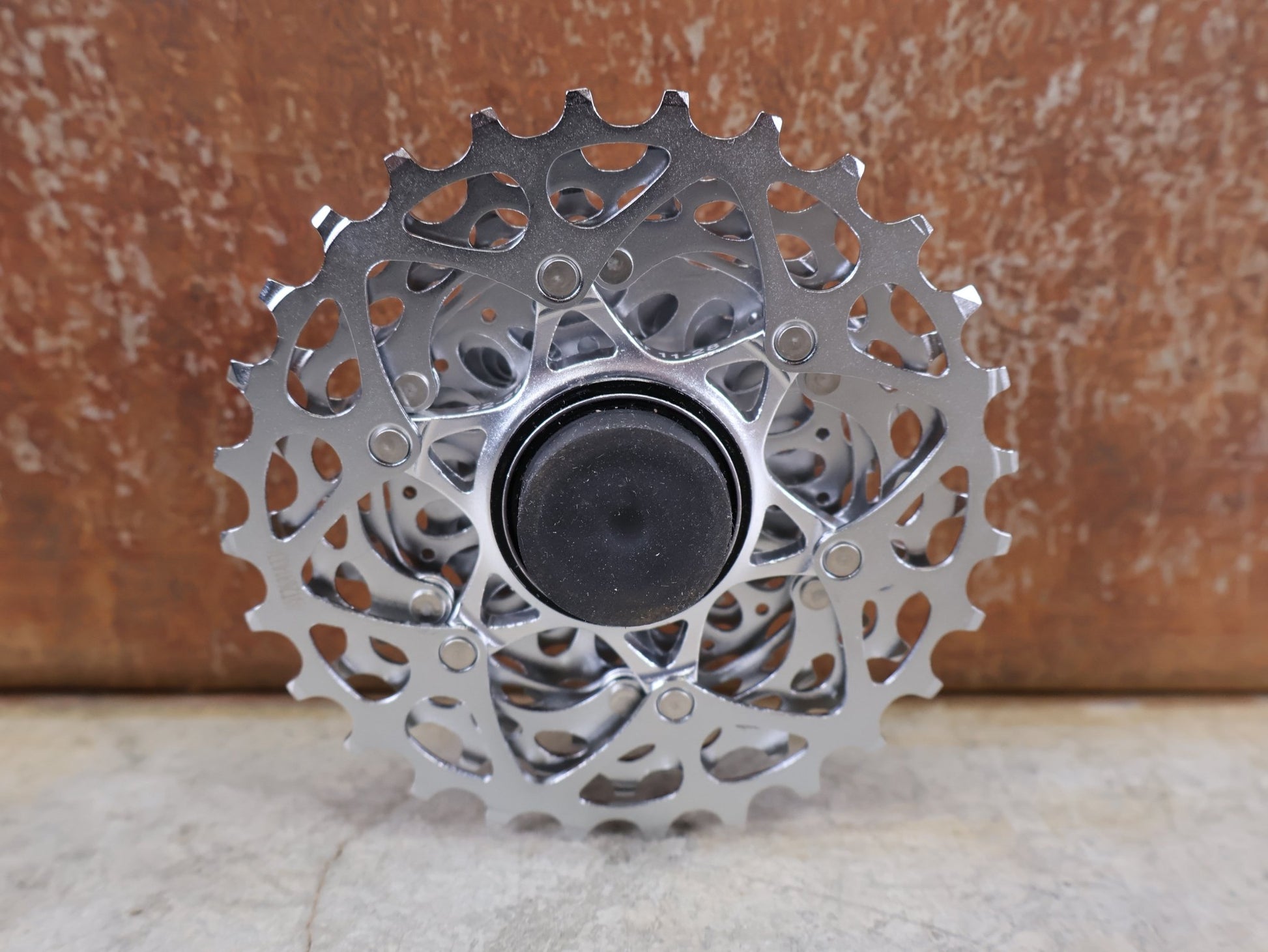 Kassette & Zahnkränze von Sram, SRAM POWERGLIDE PG - 1170 KASSETTE / 11 - FACH / 11 - 28 ZÄHNE / ROAD & CX / 257G vor USEDBIKES - OB.DE Hintergrund