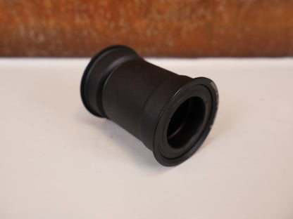 Innenlager von Sram, SRAM PRESSFIT 30 INNENLAGER / PF46 / 68 - 92MM / 30MM ACHSE / 00.6418.009.000 vor USEDBIKES - OB.DE Hintergrund