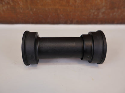 Innenlager von Sram, SRAM PRESSFIT BB92 GXP INNENLAGER / PF41 - 89,5/92MM / MTB / 00.6415.033.020 vor USEDBIKES - OB.DE Hintergrund