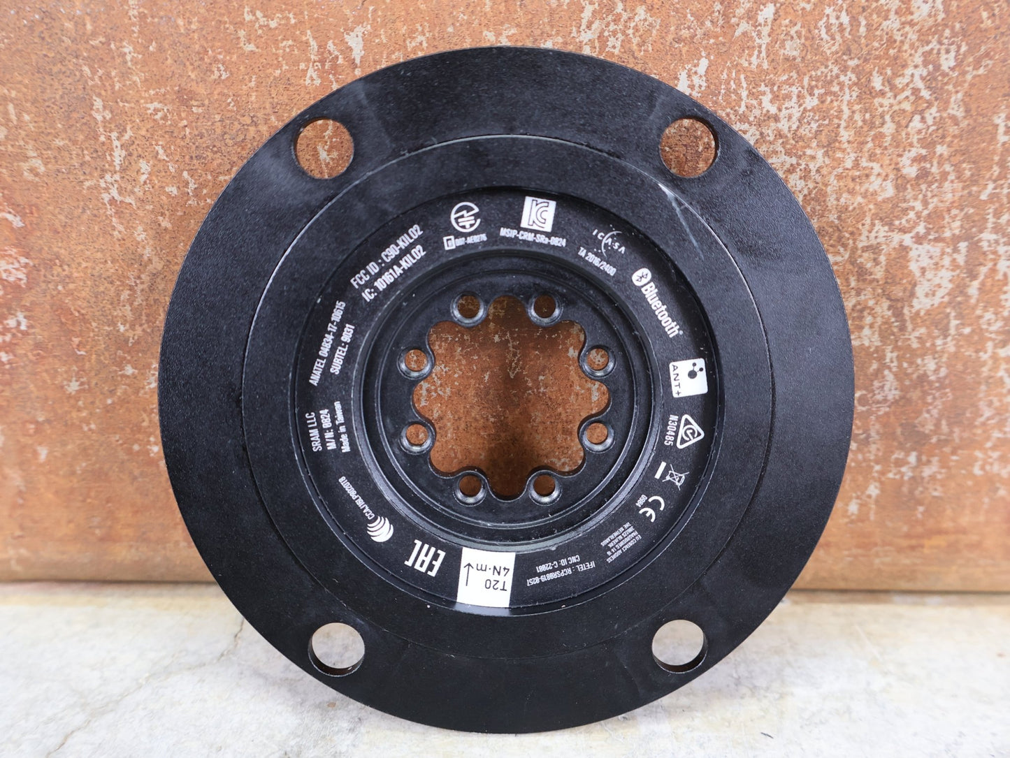 Powermeter von Sram, SRAM QUARQ DFOUR DUB AXS POWERMETER SPIDER / 110 BCD – 8 - BOLT – ANT+ / BLUETOOTH vor USEDBIKES - OB.DE Hintergrund