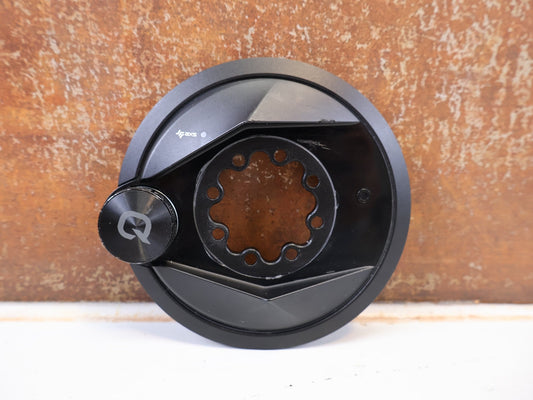 Powermeter von Sram, SRAM QUARQ POWER METER SPIDER LEISTUNGSMESSER XX SL AXS vor USEDBIKES-OB.DE Hintergrund
