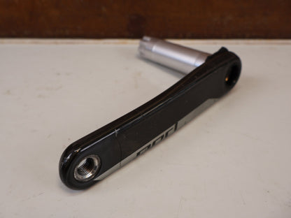 Kurbel von Sram, SRAM RED AXS D1 CARBON ROAD KURBELARME 172,5MM DUB / 8-BOLT vor USEDBIKES-OB.DE Hintergrund