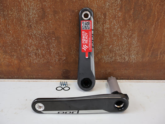 Kurbel von Sram, SRAM RED AXS D1 CARBON ROAD KURBELARME 8-BOLT DUB / 175MM vor USEDBIKES-OB.DE Hintergrund