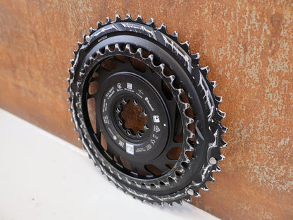 Powermeter von Sram, SRAM RED AXS E1 POWERMETER KIT 48-35T / BASTLERWARE vor USEDBIKES-OB.DE Hintergrund