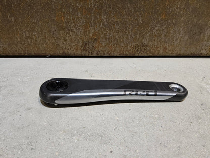 Kurbel von Sram, SRAM RED AXS KURBELARME D1 DUB 8 - BOLT 172,5MM vor USEDBIKES - OB.DE Hintergrund