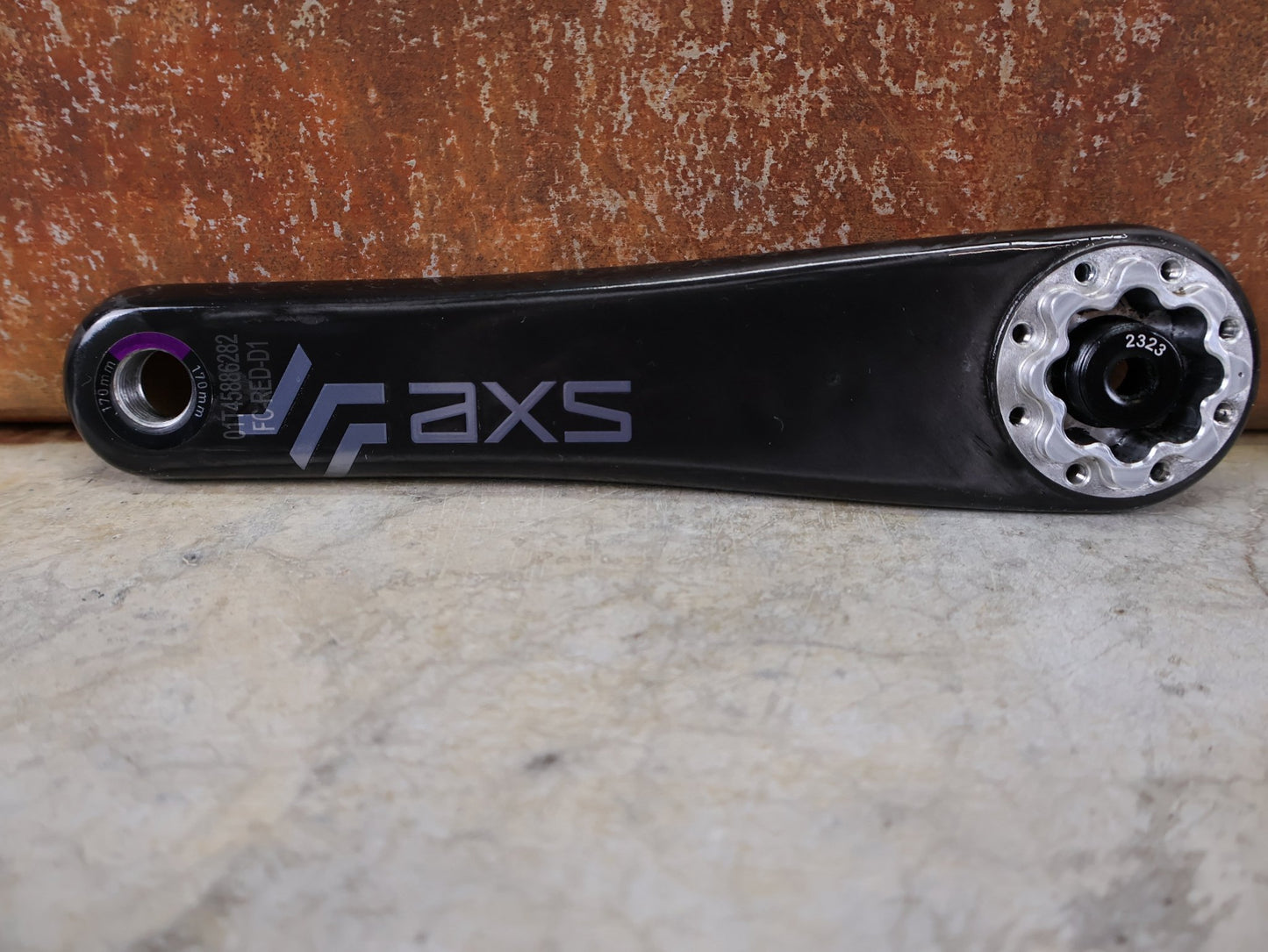 Kurbel von Sram, SRAM RED AXS KURBELARME D1 DUB 8 - BOLT / TEAM EDITION - RACE / 170MM vor USEDBIKES - OB.DE Hintergrund