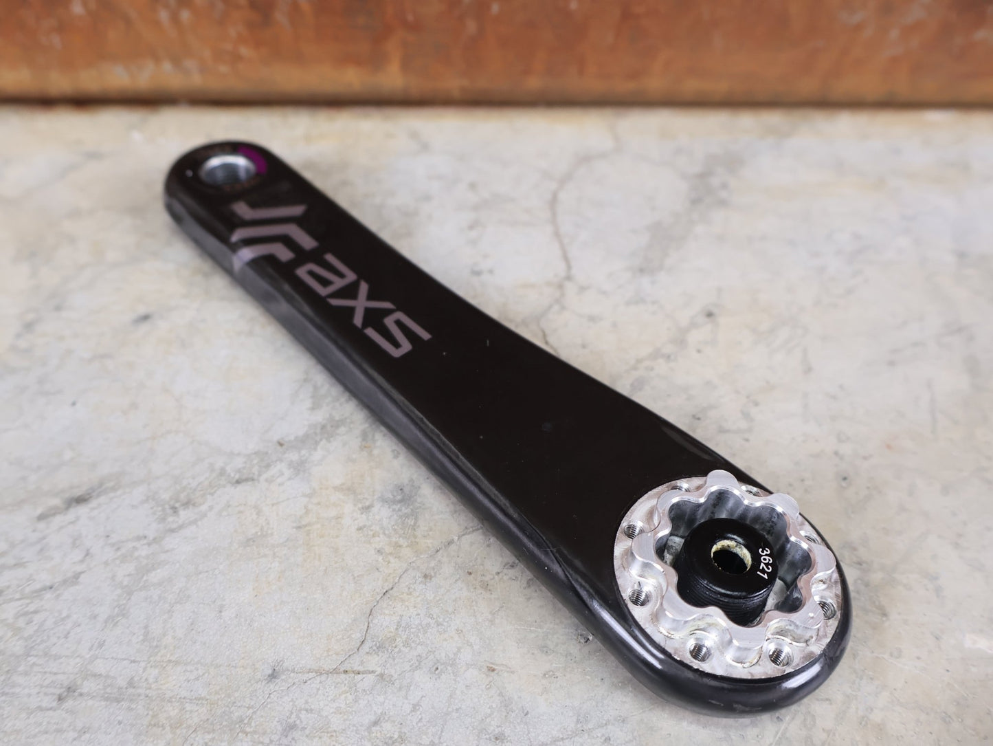 Kurbel von Sram, SRAM RED AXS KURBELARME D1 DUB 8 - BOLT / TEAM EDITION - RACE / 170MM vor USEDBIKES - OB.DE Hintergrund