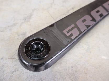 Kurbel von Sram, SRAM RED AXS KURBELARME D1 DUB 8 - BOLT / TEAM EDITION - RACE / 172.5MM vor USEDBIKES - OB.DE Hintergrund