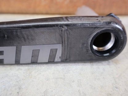 Kurbel von Sram, SRAM RED AXS KURBELARME D1 DUB 8 - BOLT / TEAM EDITION - RACE / 172.5MM vor USEDBIKES - OB.DE Hintergrund