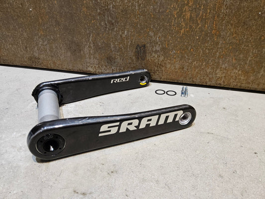 Kurbel von Sram, SRAM RED AXS KURBELARME E1 DUB 8 - BOLT / TEAM EDITION - RACE / 175MM vor USEDBIKES - OB.DE Hintergrund