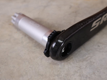 Kurbel von Sram, SRAM RED AXS KURBELARME E1 DUB 8 - BOLT / TEAM EDITION - RACE / 175MM vor USEDBIKES - OB.DE Hintergrund