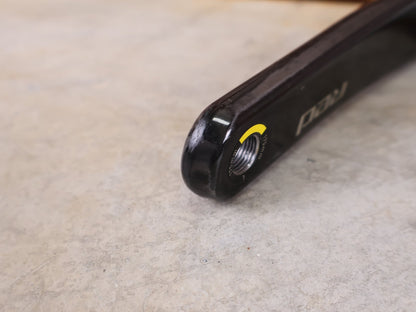 Kurbel von Sram, SRAM RED AXS KURBELARME E1 DUB 8 - BOLT / TEAM EDITION - RACE / 175MM vor USEDBIKES - OB.DE Hintergrund