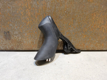 Brems - / Schalthebel von Sram, SRAM RED ETAP AXS BREMS - / SCHALTHEBEL DISC / SET vor USEDBIKES - OB.DE Hintergrund