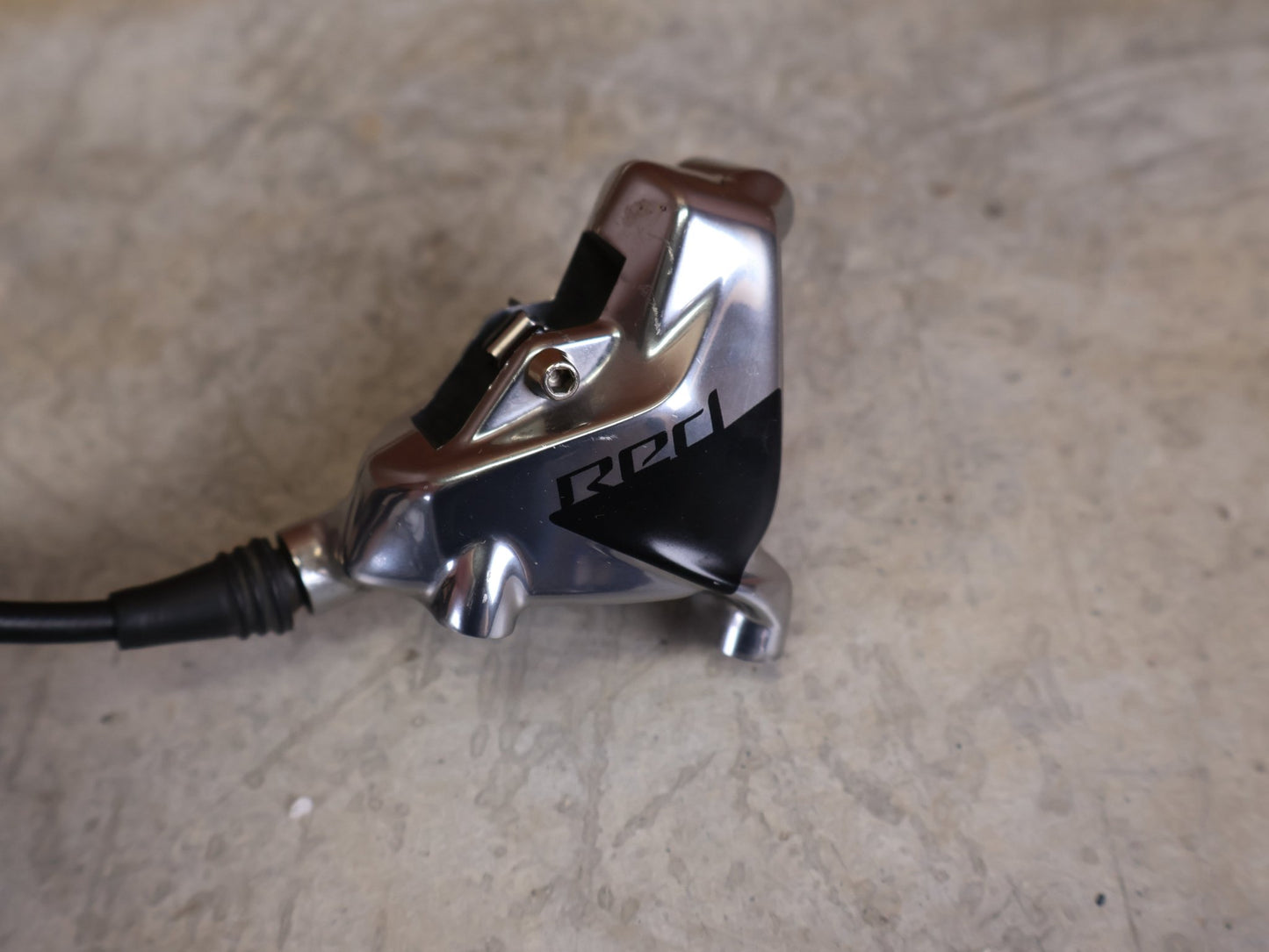 Brems - / Schalthebel von Sram, SRAM RED ETAP AXS BREMS - / SCHALTHEBEL DISC / TEAM EDITION - RACE / SET vor USEDBIKES - OB.DE Hintergrund