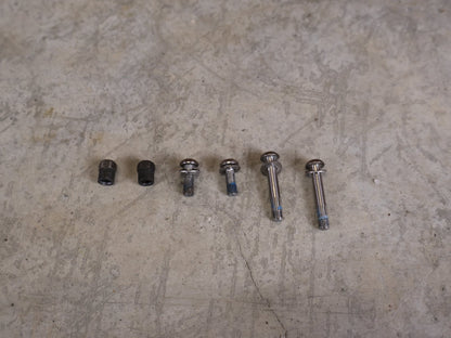 Brems - / Schalthebel von Sram, SRAM RED ETAP AXS BREMS - / SCHALTHEBEL DISC / TEAM EDITION - RACE / SET vor USEDBIKES - OB.DE Hintergrund