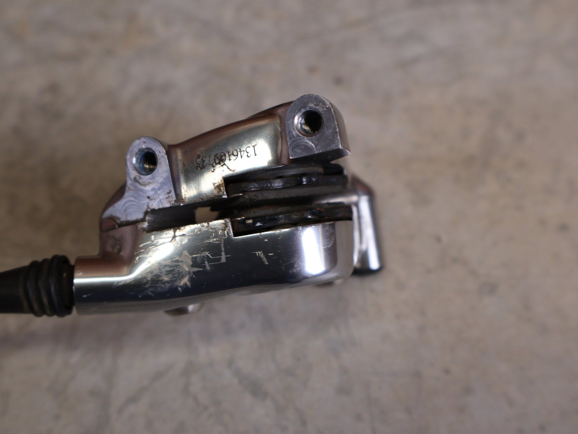 Brems - / Schalthebel von Sram, SRAM RED ETAP AXS BREMS - / SCHALTHEBEL DISC / TEAM EDITION - RACE / SET vor USEDBIKES - OB.DE Hintergrund