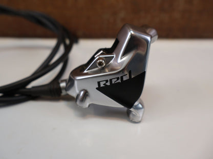 Brems - / Schalthebel von Sram, SRAM RED ETAP AXS D1 SCHALT - / BREMSHEBEL 2X12 - FACH / DISC / CARBON / INKL. BREMSSÄTTEL vor USEDBIKES - OB.DE Hintergrund