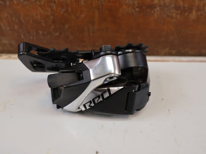 Schaltungsteile von Sram, SRAM RED ETAP AXS SCHALTWERK 12 FACH 33T CARBON KERAMIK LAGER vor USEDBIKES-OB.DE Hintergrund