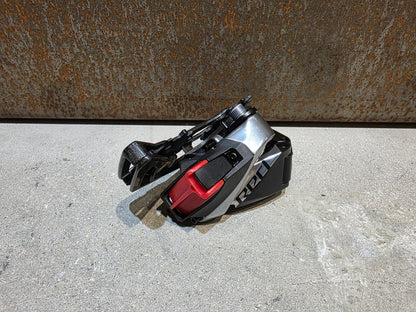 Schaltungsteile von Sram, SRAM RED ETAP AXS SCHALTWERK 12 FACH D1 / 33T vor USEDBIKES - OB.DE Hintergrund