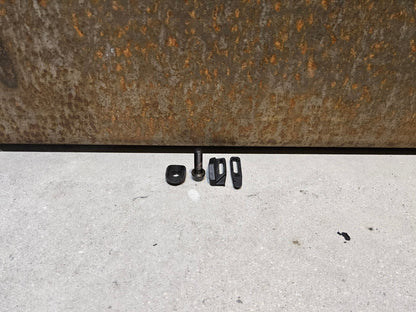 Schaltungsteile von Sram, SRAM RED ETAP AXS UMWERFER 12 FACH vor USEDBIKES - OB.DE Hintergrund