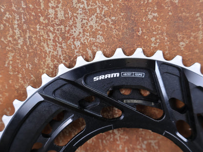 Kettenblatt von Sram, SRAM RED / FORCE AXS KETTENBLATT - KIT 48 - 35 ZÄHNE – THREAD MOUNT / X - RANGE vor USEDBIKES - OB.DE Hintergrund