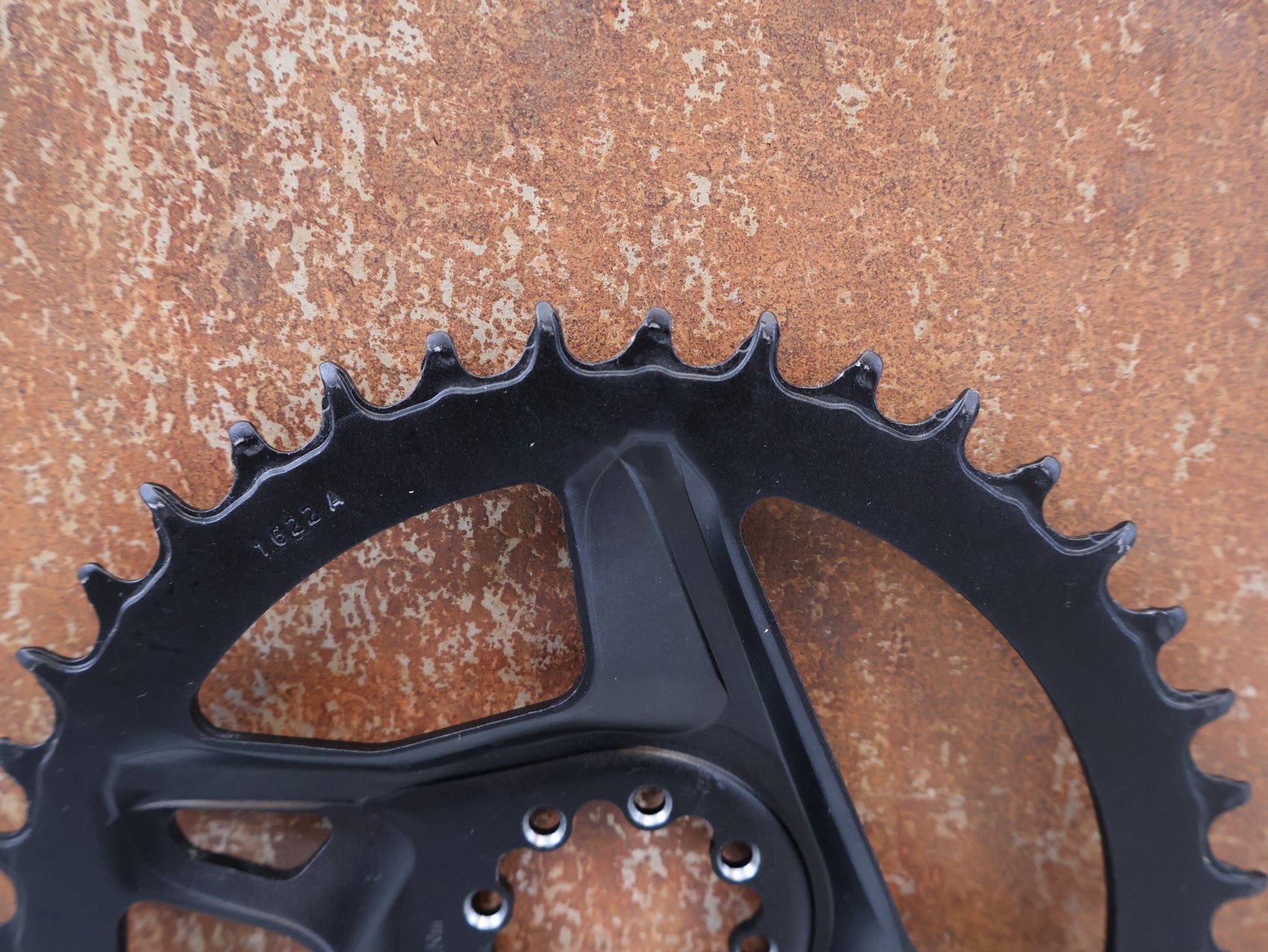 Kettenblatt von Sram, SRAM RED FORCE X-SYNC ROAD DIRECT MOUNT KETTENBLATT 40Z / 1-SPEED vor USEDBIKES-OB.DE Hintergrund