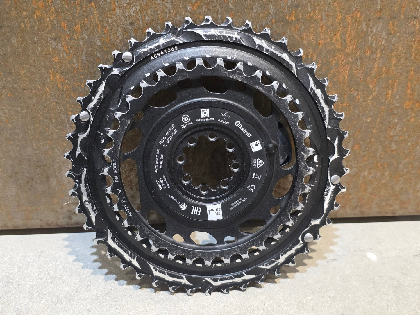 Kettenblatt von Sram, SRAM RED QUARQ AXS POWERMETER KIT 8 - BOLT SPIDER 2X12 46/33 ZÄHNE / BASTLERWARE vor USEDBIKES - OB.DE Hintergrund