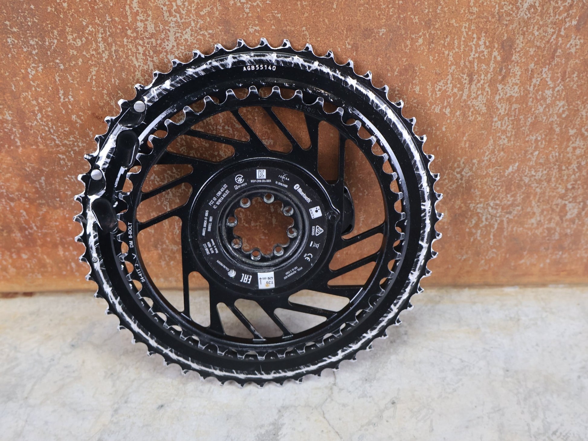 Kettenblatt von Sram, SRAM RED QUARQ AXS POWERMETER KIT 8 - BOLT SPIDER 2X12 54/41 ZÄHNE / BASTLERWARE vor USEDBIKES - OB.DE Hintergrund