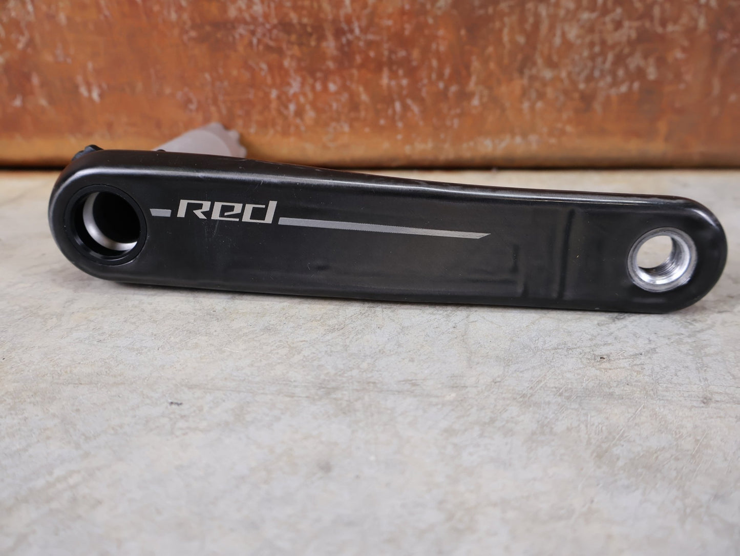 Kurbel von Sram, SRAM RED XPLR KURBEL / CARBON – DUB – WIDE – E1 – SCHWARZ – 170 MM vor USEDBIKES - OB.DE Hintergrund