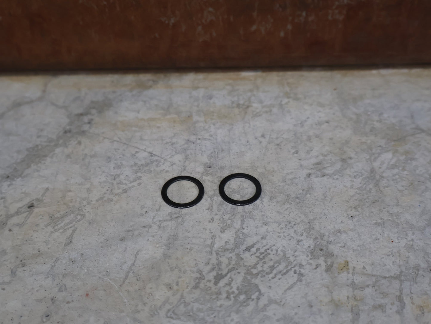 Powermeter von Sram, SRAM RED XPLR WIDE QUARQ POWERMETER KURBEL E1 / 42 ZÄHNE / 172.5MM vor USEDBIKES - OB.DE Hintergrund