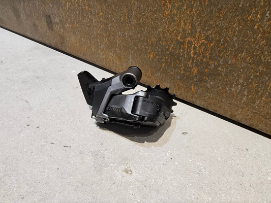 Schaltungsteile von Sram, SRAM RIVAL ETAP AXS SCHALTWERK 12 FACH / MAX 36 ZÄHNE vor USEDBIKES - OB.DE Hintergrund