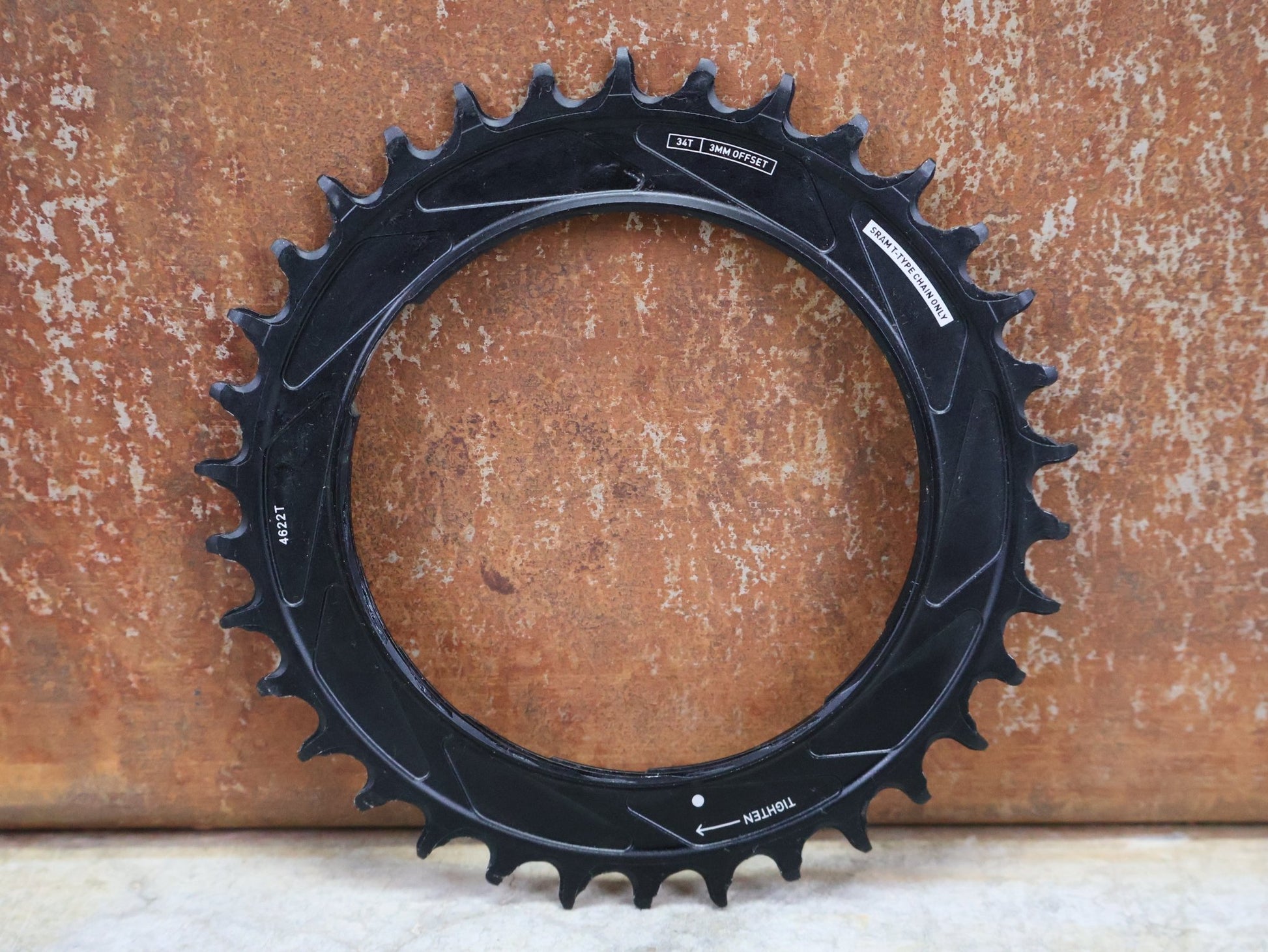 Kettenblatt von Sram, SRAM T - TYPE EAGLE KETTENBLATT FÜR POWERMETER – 34T / 36T – 3 MM OFFSET vor USEDBIKES - OB.DE Hintergrund