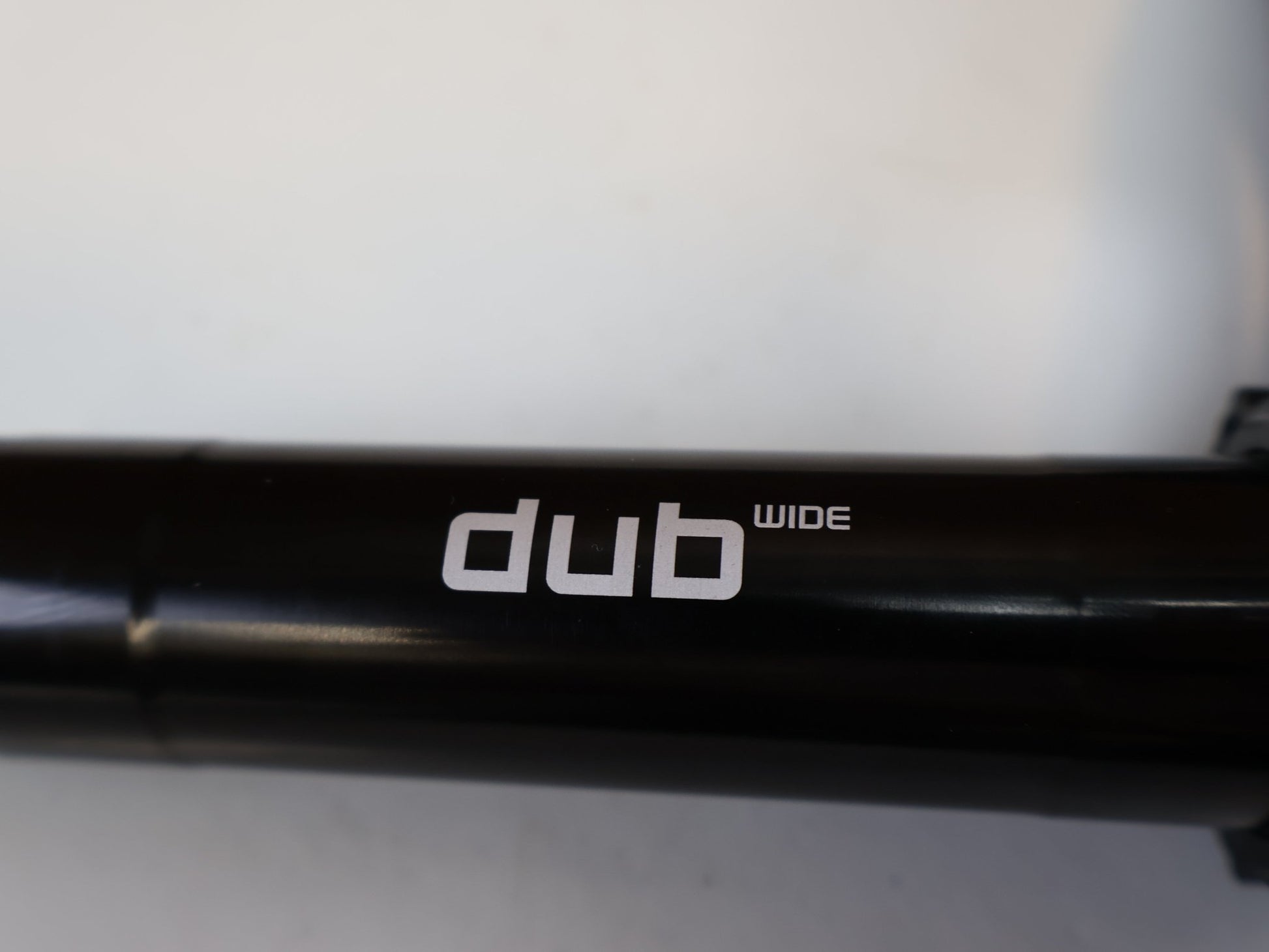 Kurbel von Sram, SRAM X0 EAGLE TRANSMISSION KURBELARME / T-TYPE / WIDE / 165 MM vor USEDBIKES-OB.DE Hintergrund