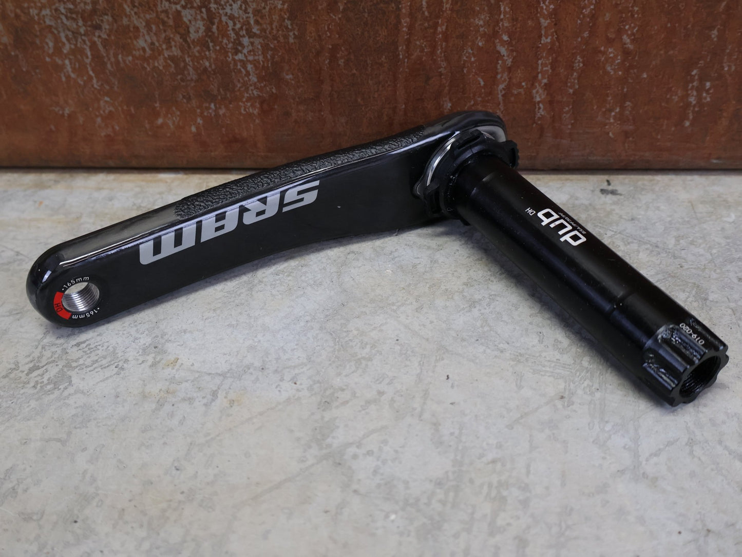 Kurbel von Sram, SRAM X01 ALL DOWNHILL DUB KURBELGARNITUR 165 MM 36T 6 MM OFFSET vor USEDBIKES - OB.DE Hintergrund