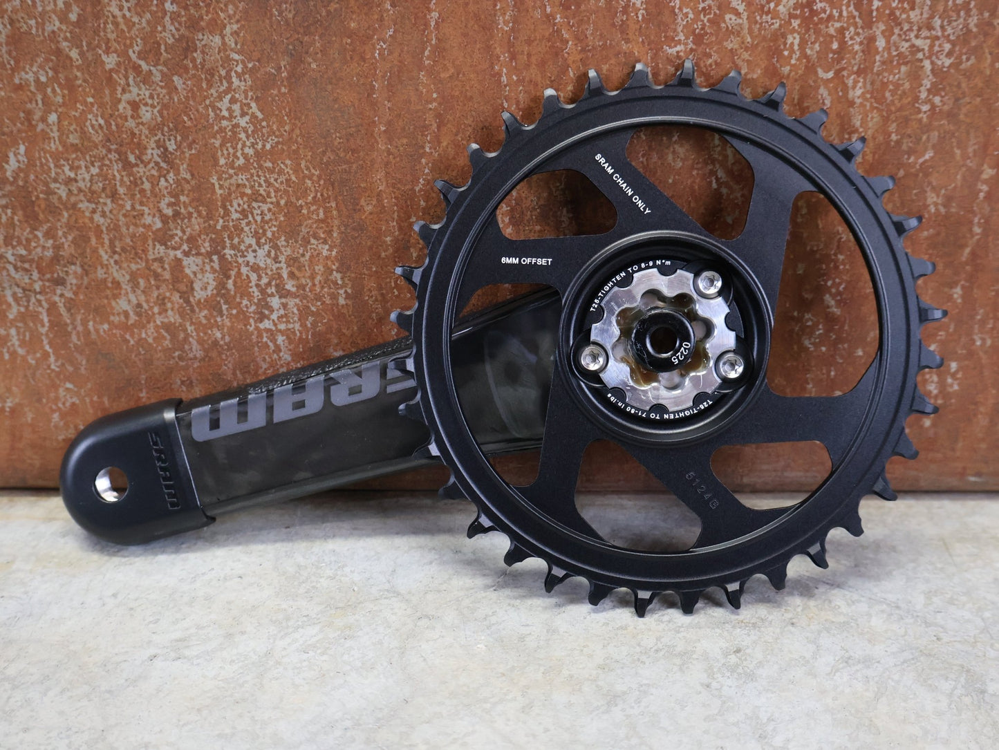 Kurbel von Sram, SRAM X01 ALL DOWNHILL DUB KURBELGARNITUR 165 MM 36T 6 MM OFFSET vor USEDBIKES - OB.DE Hintergrund