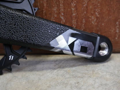 Kurbel von Sram, SRAM X01 ALL DOWNHILL DUB KURBELGARNITUR 165 MM 36T 6 MM OFFSET vor USEDBIKES - OB.DE Hintergrund