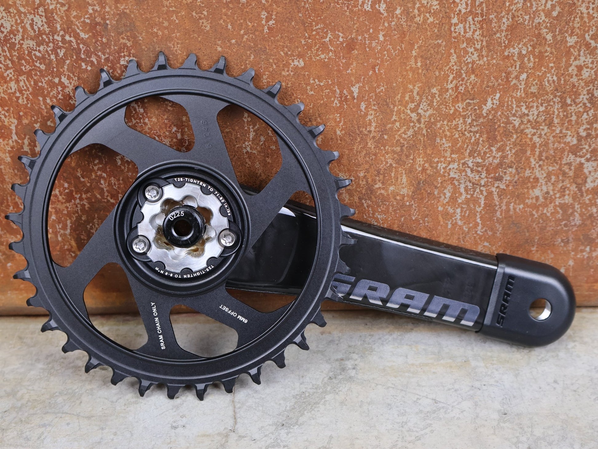 Kurbel von Sram, SRAM X01 ALL DOWNHILL EAGLE DUB KURBELARM RECHTS 165 MM – CARBON MTB REPLACEMENT ARM vor USEDBIKES - OB.DE Hintergrund