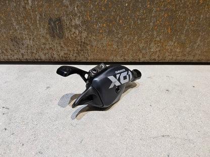 Schaltungsteile von Sram, SRAM X01 EAGLE TRIGGER SCHALTHEBEL 12 FACH / SINGLE CLICK E - MTB vor USEDBIKES - OB.DE Hintergrund