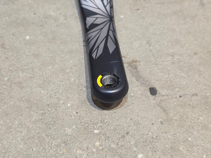 Kurbel von Sram, SRAM XO1 KURBEL EAGLE DUB / BOOST / 32 ZÄHNE / 175MM vor USEDBIKES - OB.DE Hintergrund