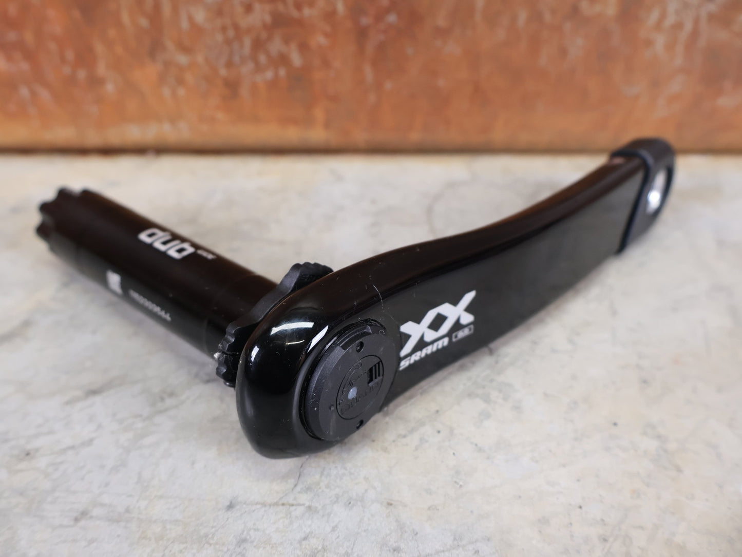 Powermeter von Sram, SRAM XX EAGLE AXS TRANSMISSION POWER METER KURBEL – DUB MTB WIDE / 55 MM – 165 MM vor USEDBIKES - OB.DE Hintergrund