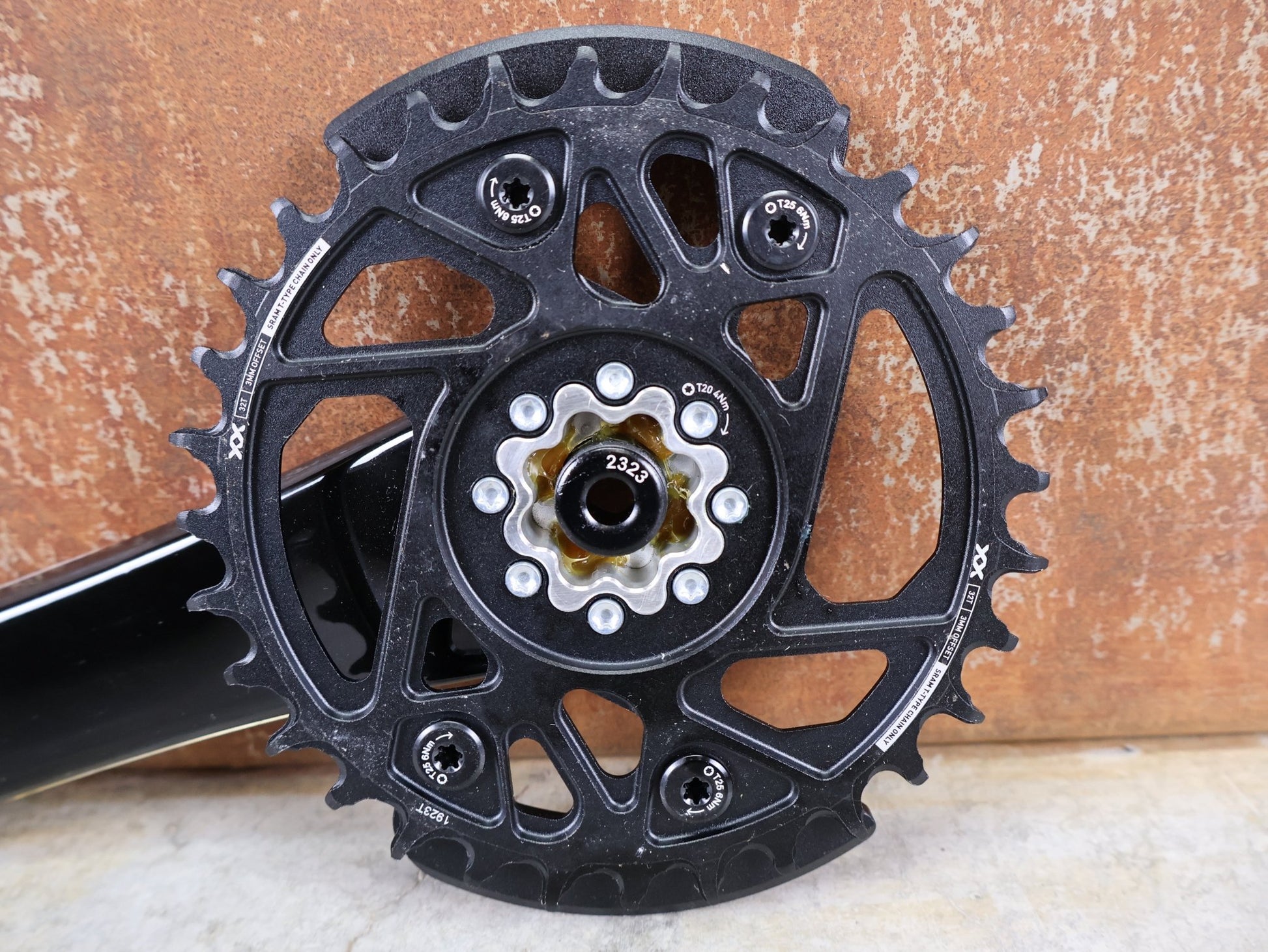 Powermeter von Sram, SRAM XX EAGLE AXS TRANSMISSION POWER METER KURBEL – DUB MTB WIDE / 55 MM – 165 MM vor USEDBIKES - OB.DE Hintergrund