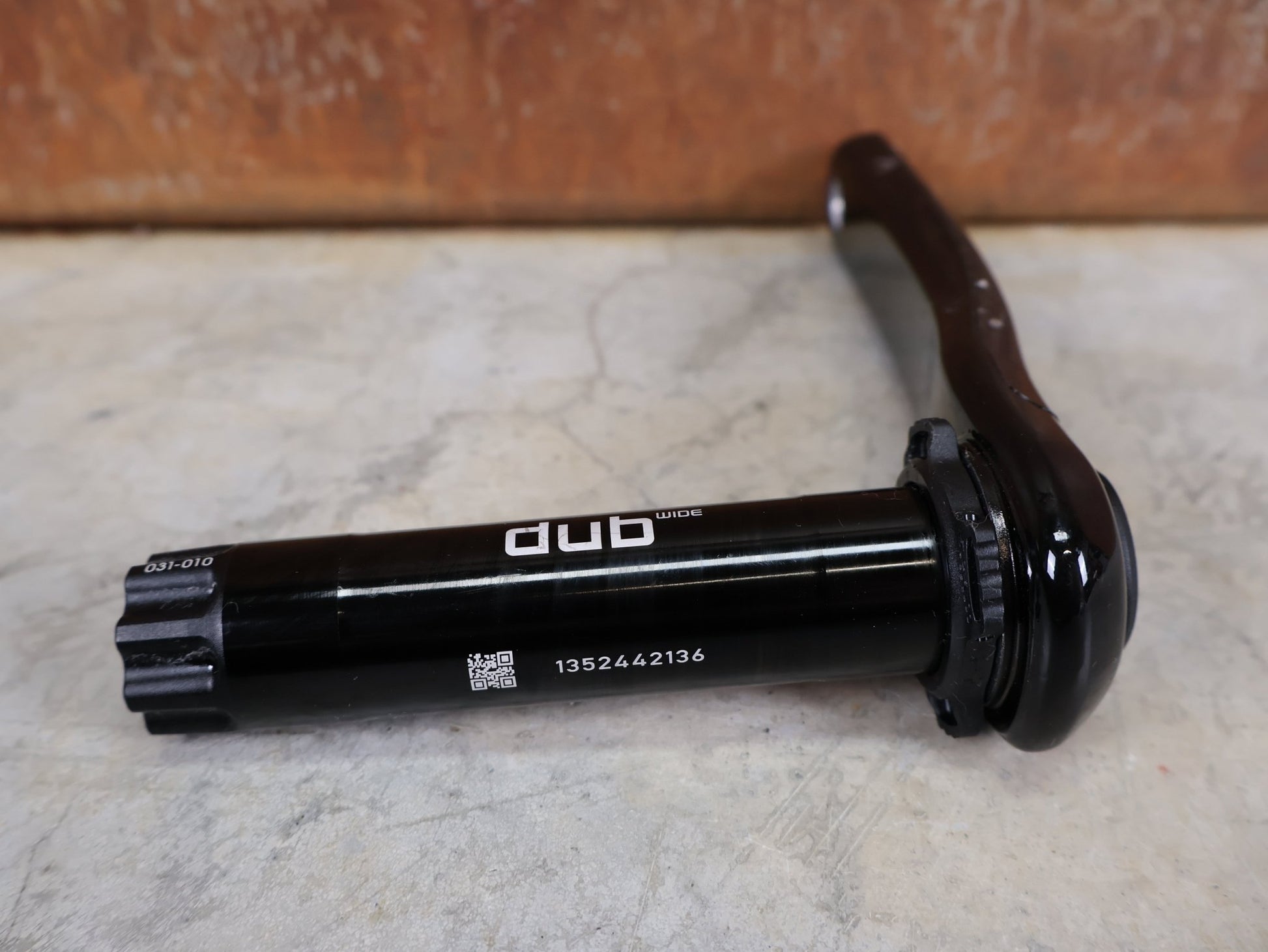 Powermeter von Sram, SRAM XX EAGLE AXS TRANSMISSION POWER METER KURBELARM – DUB - PWR / 55 MM – 170 MM vor USEDBIKES - OB.DE Hintergrund