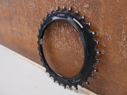 Kettenblatt von Sram, SRAM XX SL EAGLE T TYPE KETTENBLATT 32Z THREAD MOUNT / 0MM OFFSET vor USEDBIKES-OB.DE Hintergrund