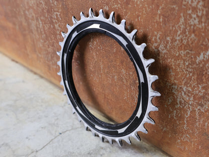 Kettenblatt von Sram, SRAM XX SL EAGLE T - TYPE KETTENBLATT / THREAD MOUNT – 32 ZÄHNE – 0 MM OFFSET vor USEDBIKES - OB.DE Hintergrund