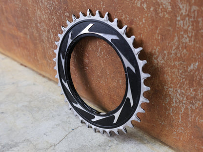 Kettenblatt von Sram, SRAM XX SL EAGLE T - TYPE KETTENBLATT / THREAD MOUNT – 36 ZÄHNE – 0 MM OFFSET vor USEDBIKES - OB.DE Hintergrund